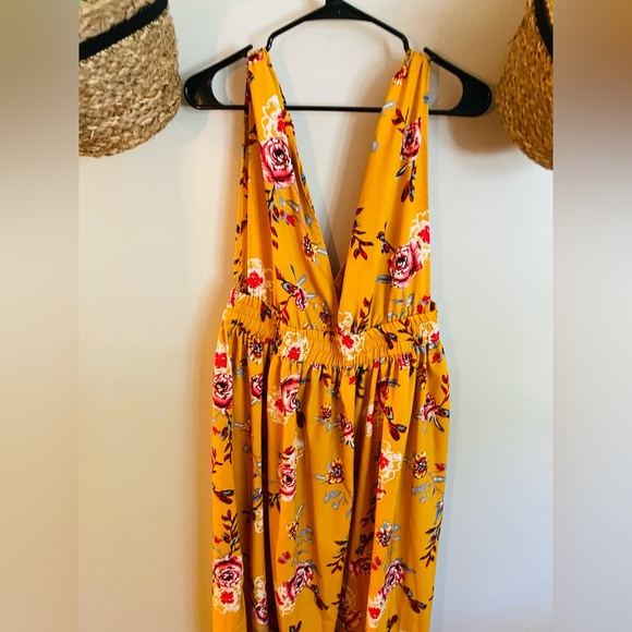 America & Beyond Dress - Picture 4 of 7